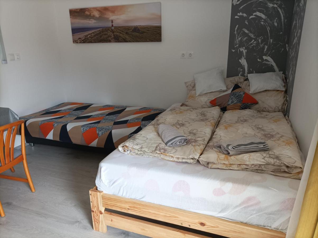 Csilla Apartman Balogunyom エクステリア 写真